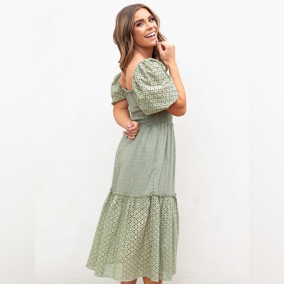 NWT Cottagecore Inspired Vera Eyelet Smocked Dress - Sage - Picture 1 of 9